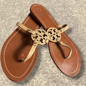 Size 10 TORY BURCH Miller Thong Sandal Tan Reptile Print Excellent Condition